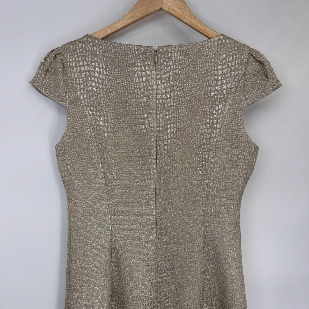 Vintage Kay Unger New York‎ Dress Womens 8 Gold Silk Sparkle Festive Brooche